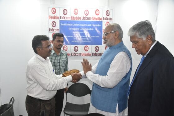 महाराष्ट्राचे राज्यपाल श्री. सी.पी राधाकृष्णन यांनी वर्ल्ड ट्रेड सेंटर प्रदर्शनातील महामंडळाच्या स्टॉलला भेट दिली.